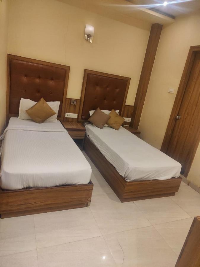 Aster Hotel Near Mumbai Airport Eksteriør bilde